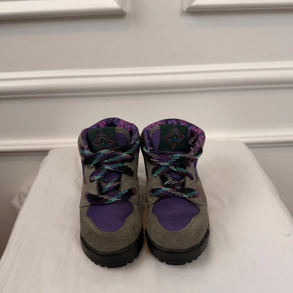 Vintage Keds Outdoor Kids Hiking Boots Grey Purple Suede Leopard Print Size 5.5M
